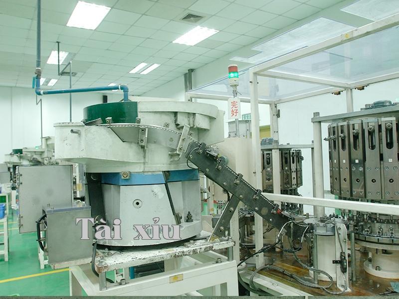Lắp ráp bộ phận nắp Lắp ráp bộ phận nắp